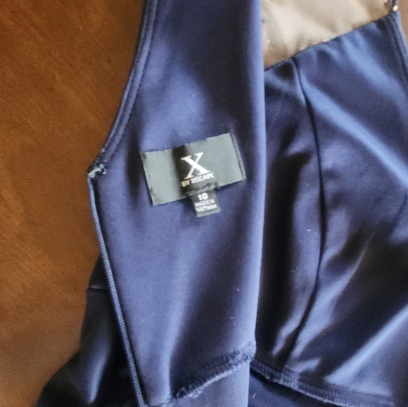 Formal Mother of the Bride Dress. Long, Short Sleeve Navy Blue Dress Size 10 - Picture 8 of 8